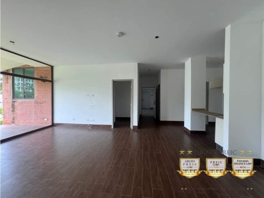 Modern kitchen with granite counters in PH CostaMare apartment for sale Panama