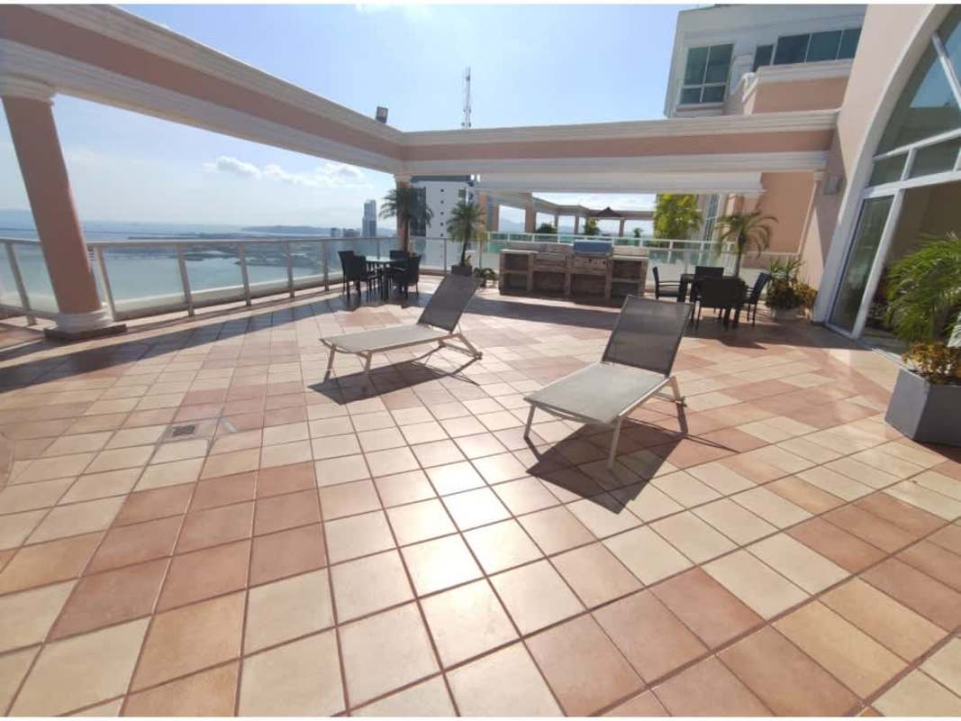 Fully equipped gym with panoramic ocean views at PH Vista Marina Panama City