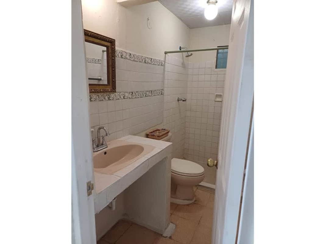 Bathroom with walk-in shower tile finishes Don Bosco Panama house for sale
