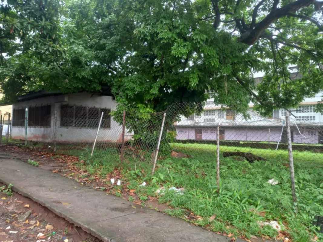 Flat land plot corner site ready for development in Panama City El Ingenio sector.