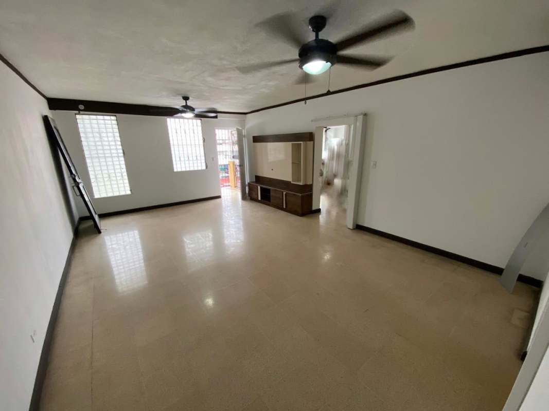 Living dining area porcelain floors ceiling fans in PH Parque Lefevre Panama City