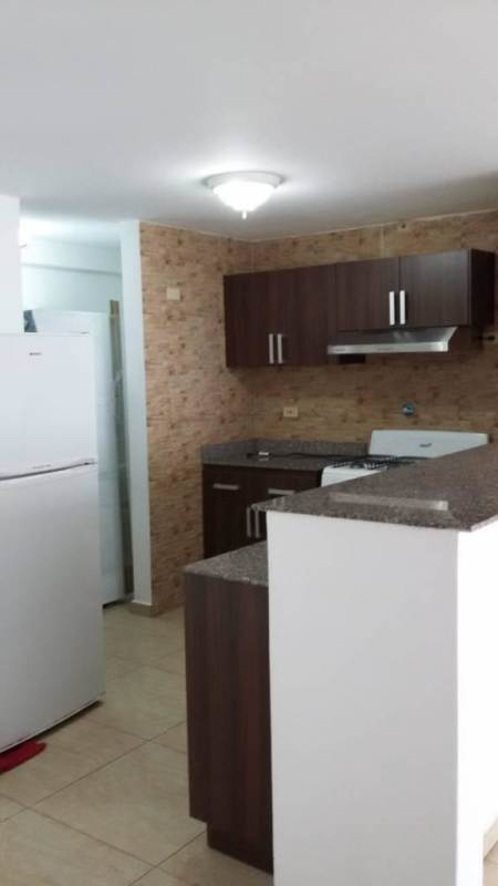 Bathroom with shower and modern fixtures in Condado del Rey