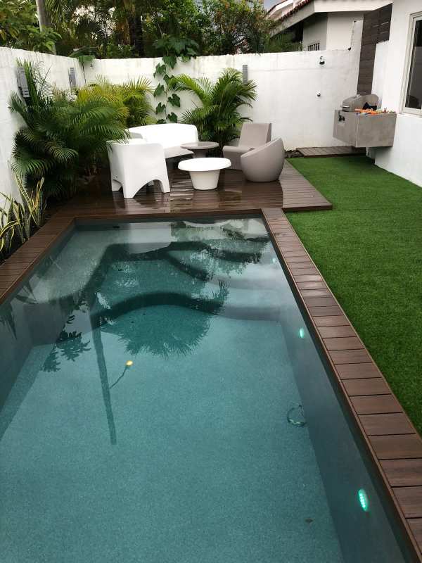 Family home balcony view at PH Quintas de Versalles residential Panama City