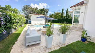 Single-family House for Sale in Costa del Este - 5 bedrooms