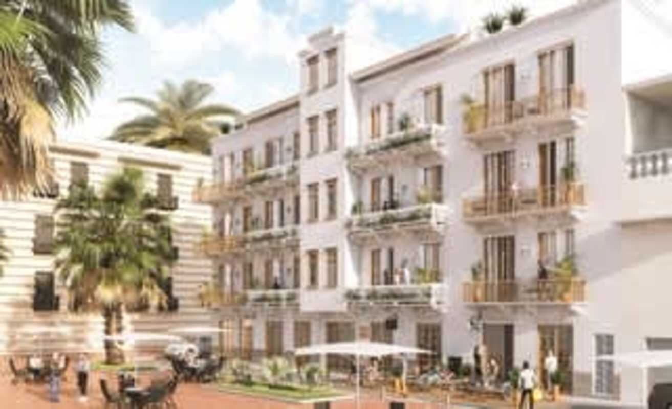 Floor plan of commercial space in Casco Viejo with patio, entries, service areas