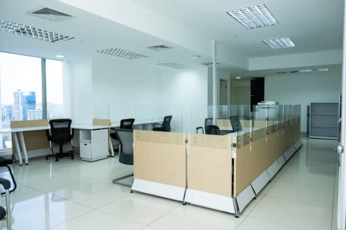 Spacious glass-walled conference room overlooking Panama Bay at BICSA Tower