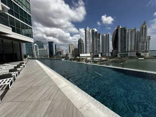 Apartment for Sale in San Francisco - 3 bedrooms