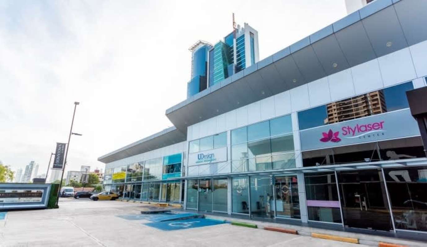 Contemporary commercial shopping plaza offering business space in Obarrio Panama City