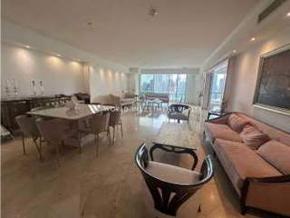 Apartment for Sale in San Francisco - 3 bedrooms