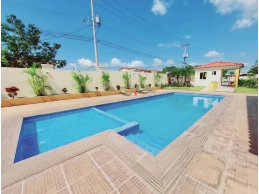 Outdoor swimming pool area with deck and plants PH Cantabria V Tower 400 Las Acacias Panama