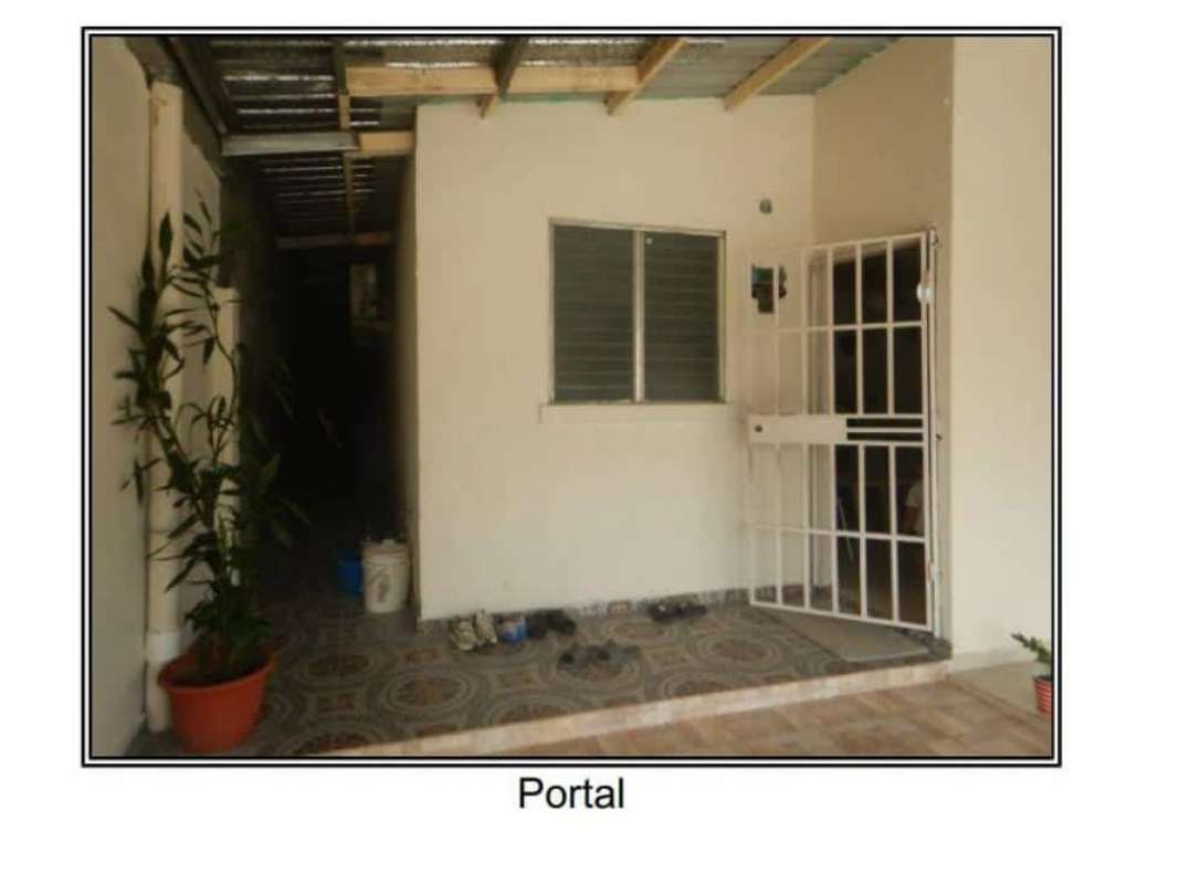 Covered outdoor terrace patio of affordable home in Colinas de Pacora Panama City