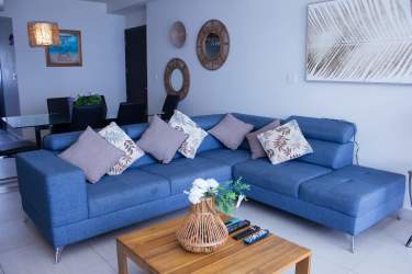 Bedroom with bunk beds ideal for families at Playa Blanca Resort