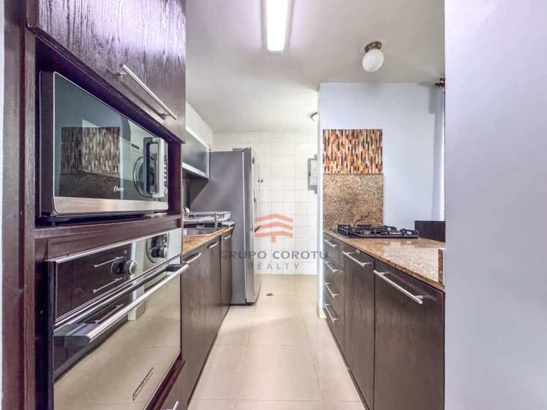 Granite kitchen countertops modern cabinetry PH Costa del Este Panama City