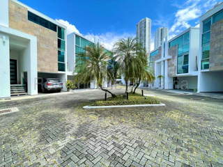 House for Rent in Coco del Mar - 4 bedrooms