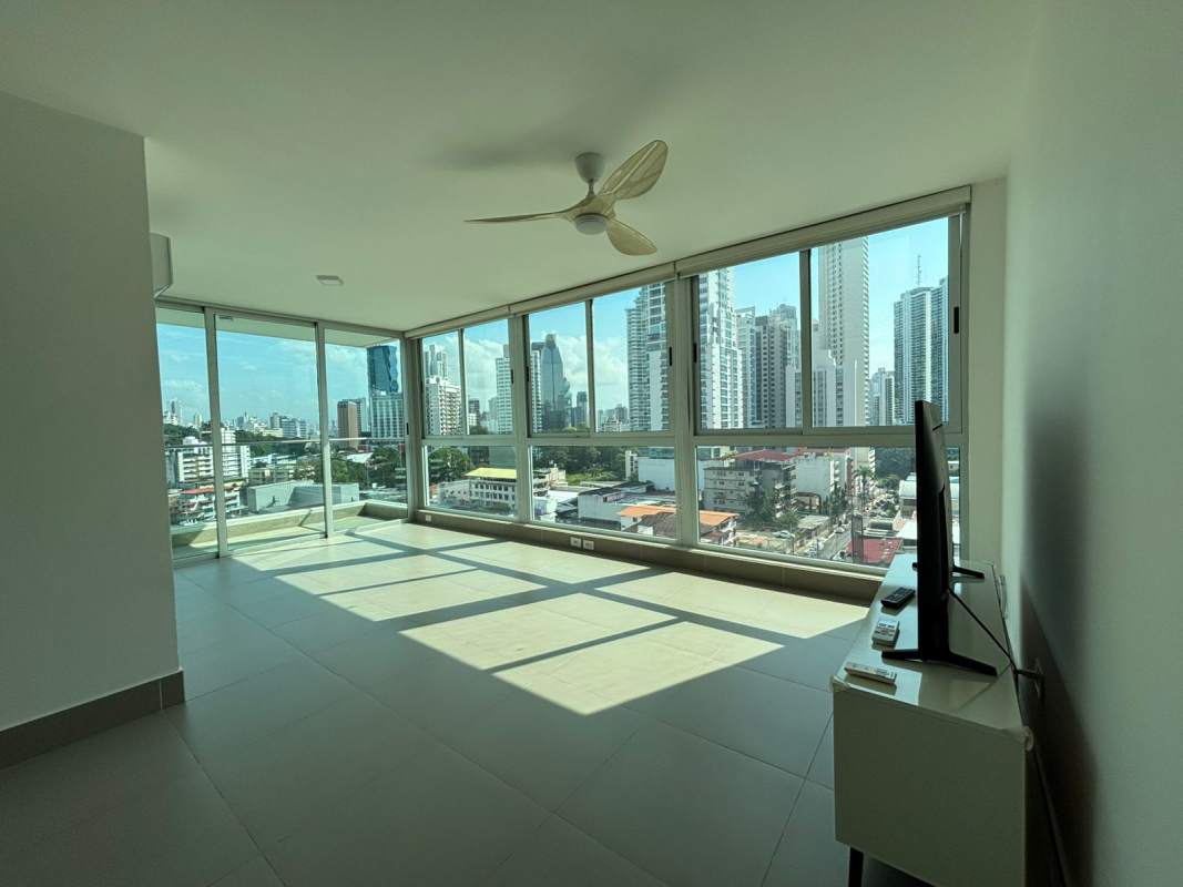 Modern bathroom with tiled walls and walk-in shower in PH Altamira Bella Vista Panama City