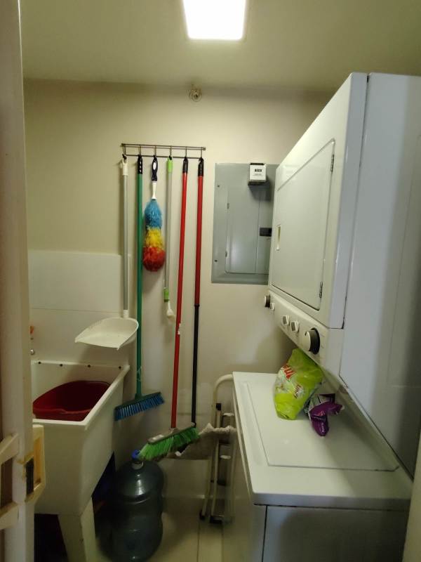 Laundry room with washer dryer hookups PH Torres de Castilla Panama