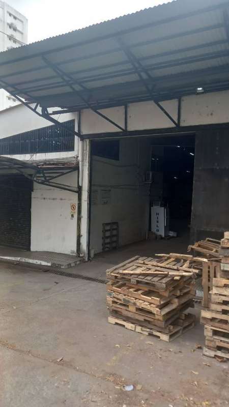 Industrial Warehouse 784m2 High Ceilings Parque Lefevre