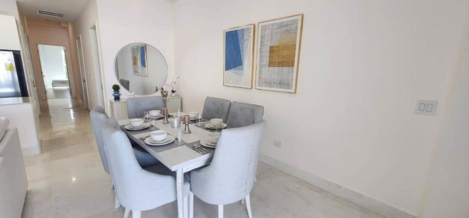 Open plan living and dining furnished apartment Ocean Reef Islands Panama for rent