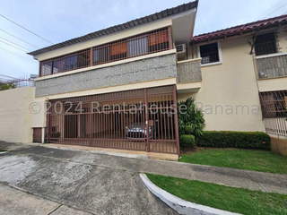 House for Sale in San Francisco - 5 bedrooms