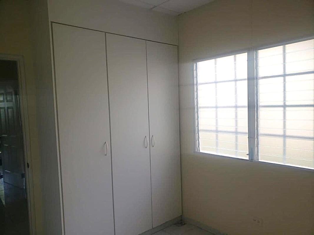 3BR House with Terrace & Yard in San Antonio Cerro Viento in - View 4