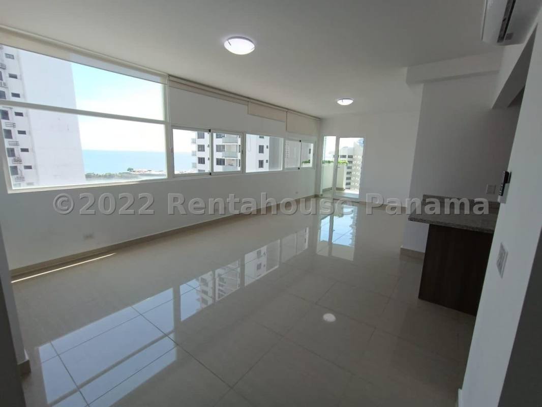 Ocean View 2BR Apartment at PH Bellavista Tower
