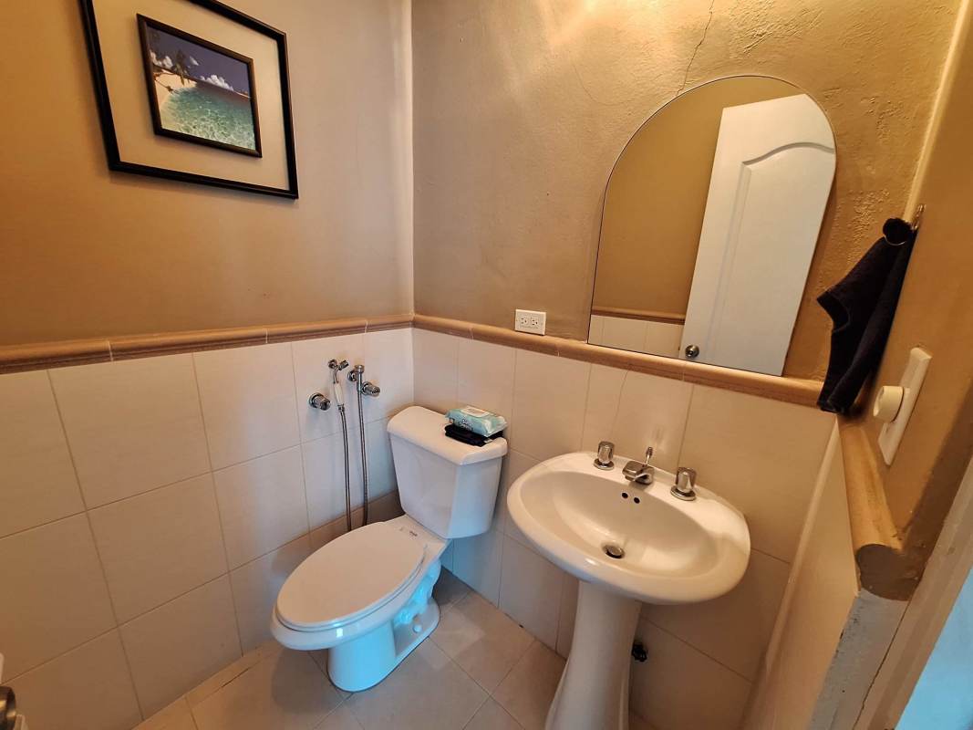 Secondary bedroom with city view window Palma de Mallorca Panama