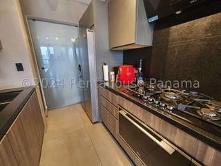 Apartment for Sale in San Francisco - 2 bedrooms