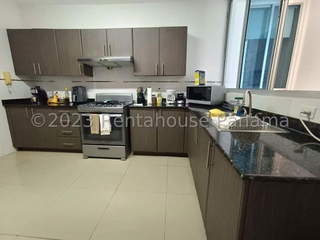 Apartment for Rent in Obarrio - 3 bedrooms