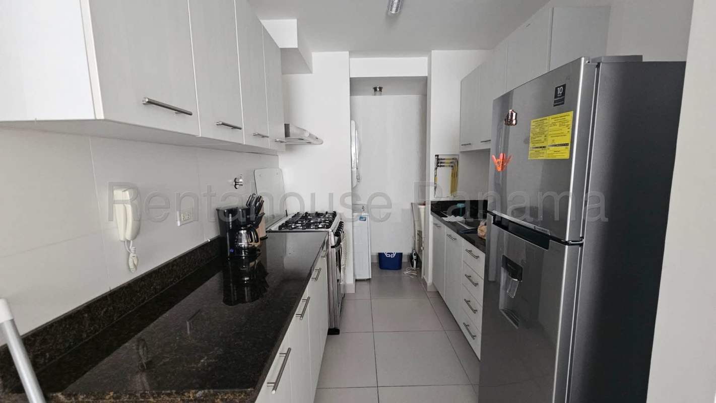 Modern 2BR Apartment with Pool San Francisco near Parque Omar