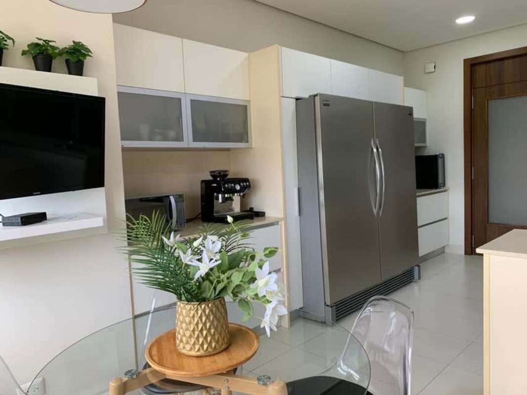 Luxury bedroom with golf view and floor-to-ceiling windows Santa Maria Panama