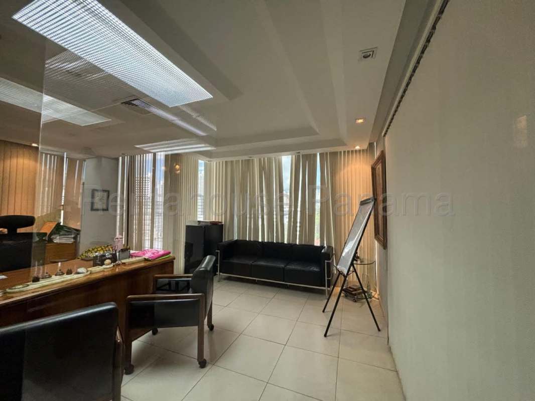 Spacious conference room with modern furnishings in Obarrio Panama