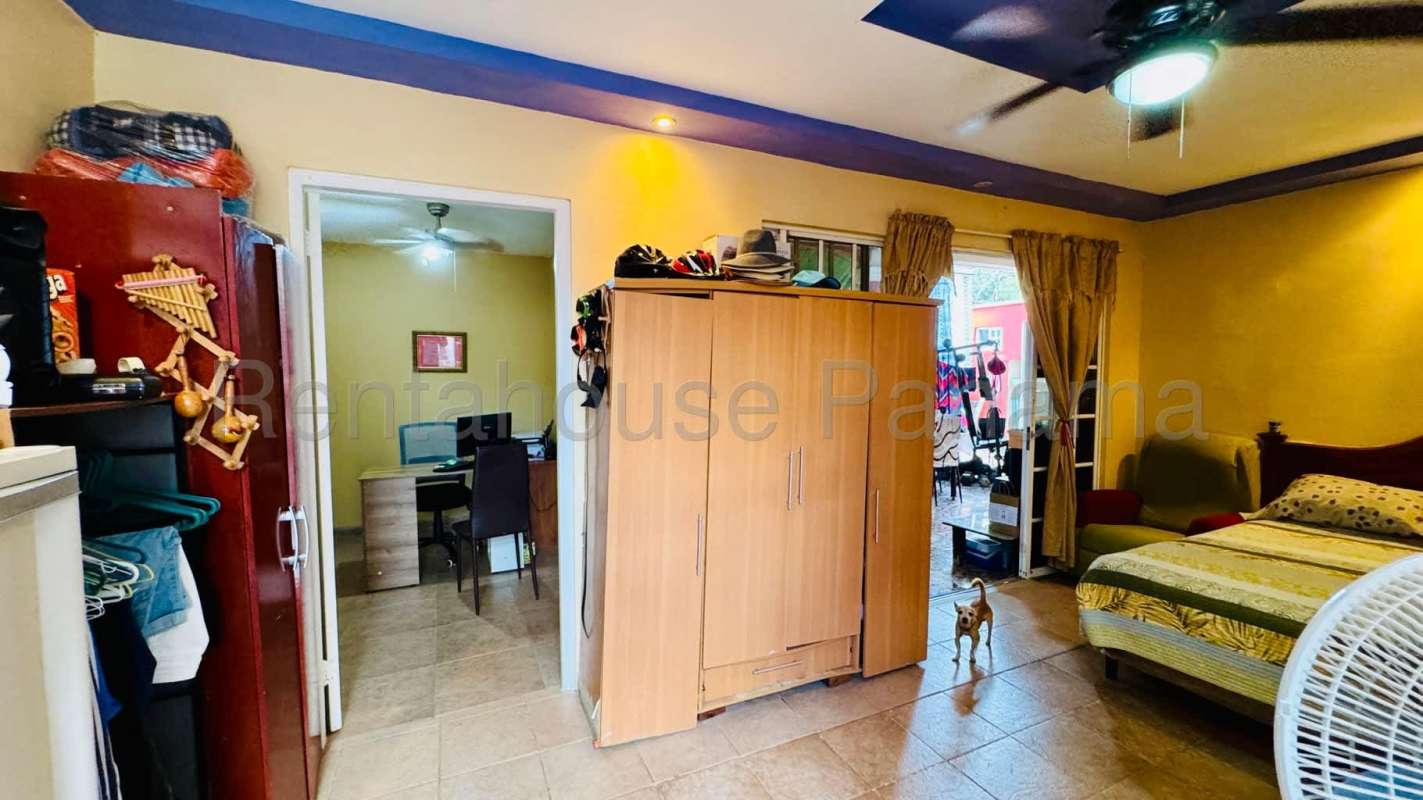 Bathroom with vanity mirror and glass shower in Quintas de Monticello II Brisas del Golf Panama City