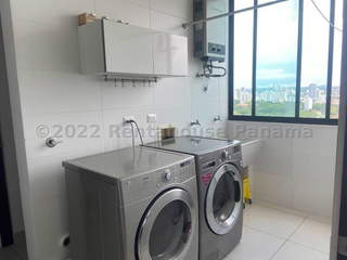 Apartment for Sale in San Francisco - 3 bedrooms