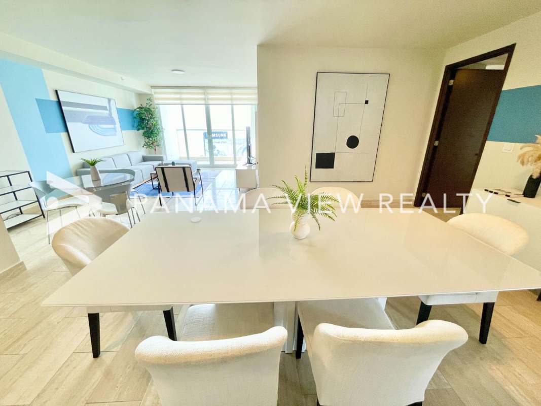 Gourmet kitchen with modern finishes marble counters Costa del Este PH The Regent Panama