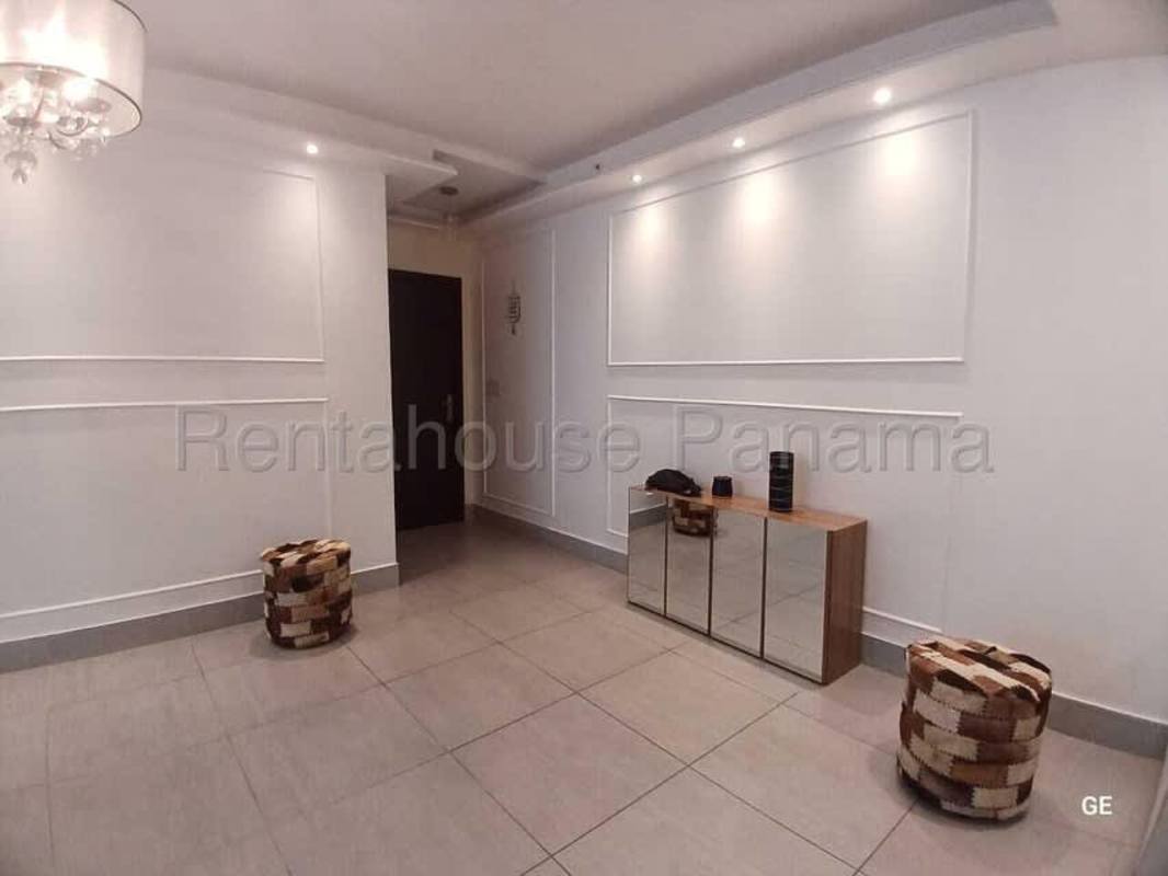 Bathroom with glass shower, modern vanity, tiled walls in PH Jade Tower Panama City