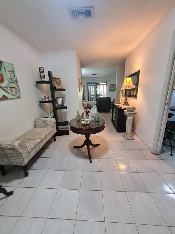 Tropical greenery and trees on large lot in Clayton Garden Community Panama