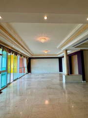 Apartment for Sale in Marbella - 3 bedrooms