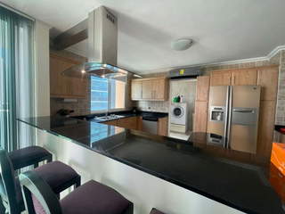 Apartment for Sale in San Francisco - 3 bedrooms