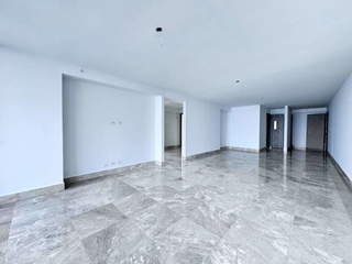 Apartment for Sale in Marbella - 3 bedrooms