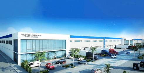 Large-scale warehouse with glass entrance, multiple loading docks at Parque Logístico Cocosolito Zona Libre Colon Panama