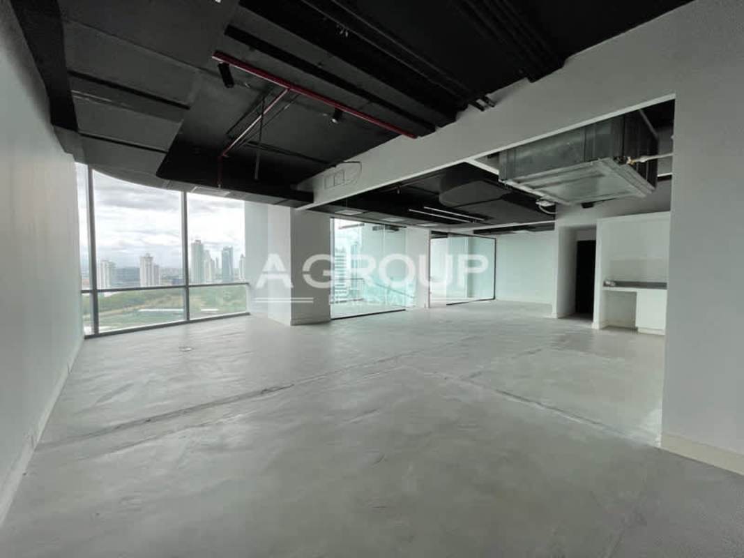 Modern office for rent with full-length windows city view Financial Park Costa del Este Panama