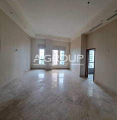 Apartment for Sale in Bella Vista - 3 bedrooms