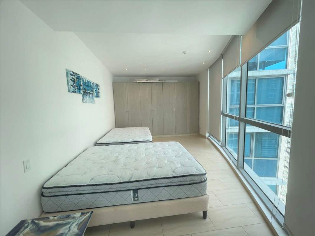 Bedroom with panoramic Pacific Ocean and City views in Grand Tower Punta Pacifica Panama
