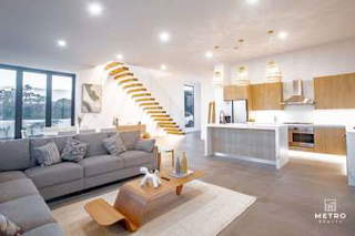 Beach House / Villa for Sale in Pedasi - 4 bedrooms