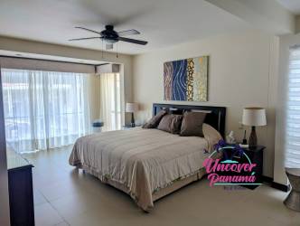 Two-story Mediterranean villa with pool and palm trees in Costa Blanca Panama