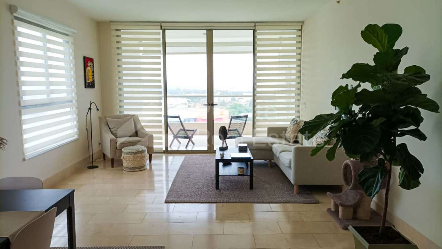 Contemporary kitchen with appliances PH Greenview Santa Maria Panama