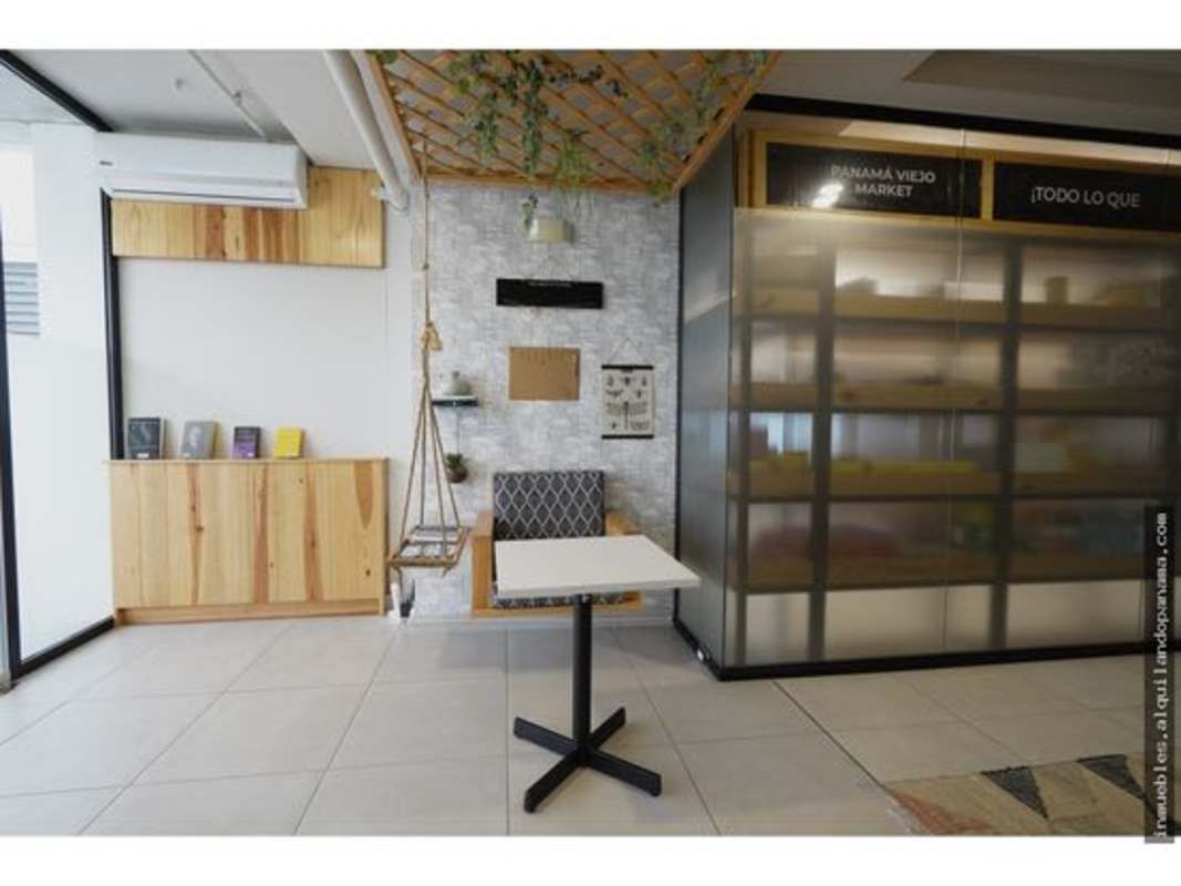 Swimming pool area with sundeck at PH Panama Viejo Residences Chanis Panama