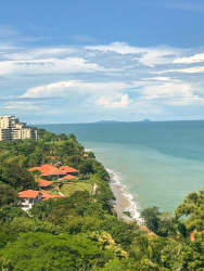 Fully equipped kitchen granite counters breakfast bar PH Riomar beachfront apartment San Carlos Panama