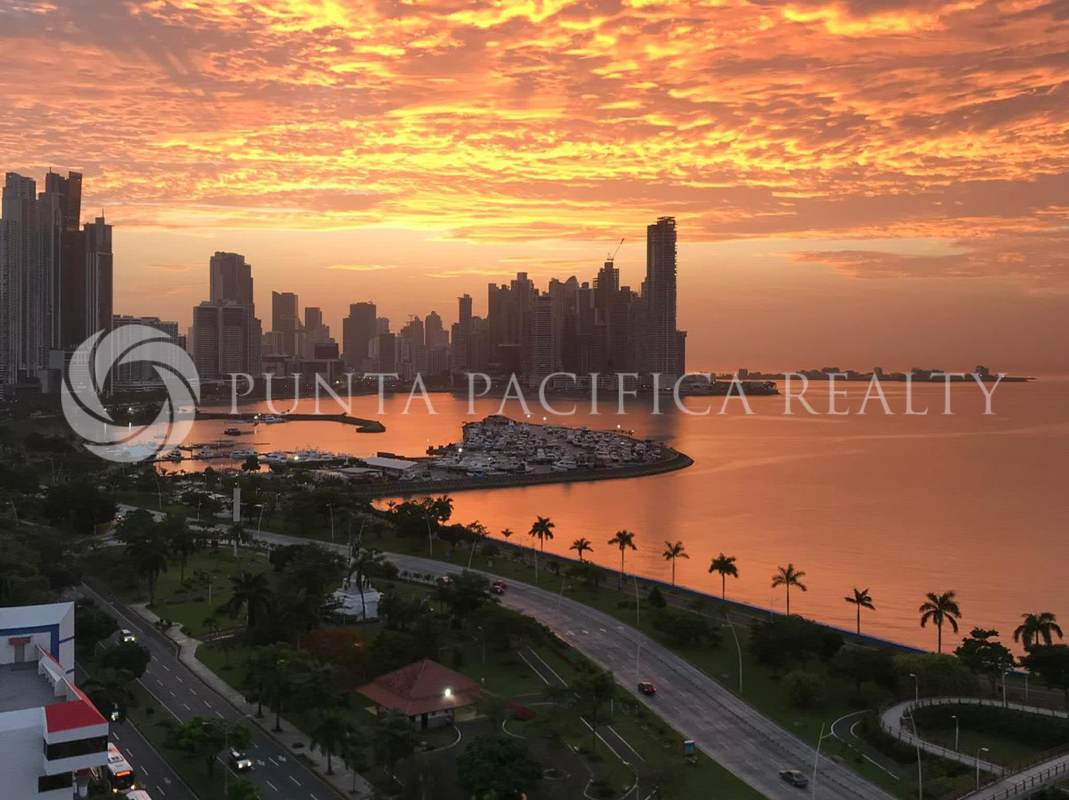 Skyline with sunset bay view, skyscrapers, marina from PH Destiny balcony Panama