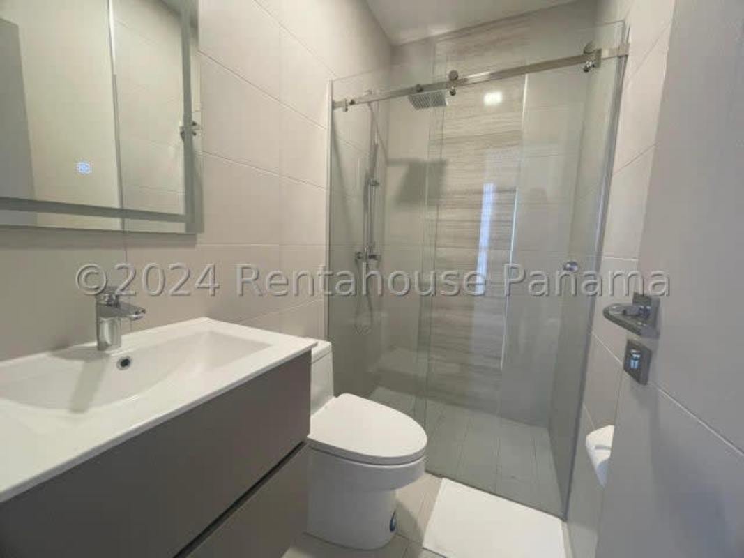 Rooftop infinity pool with skyline city views PH Arcadia del Este Costa del Este Panama